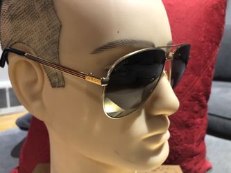 GUCCI unisex GG0137-001