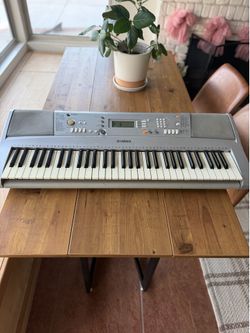 Yamaha Keyboard
