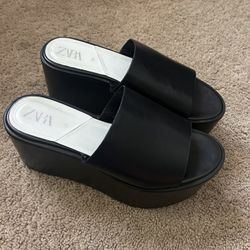 Zara Platforms Size 7 *reselling* Didn’t Fit 