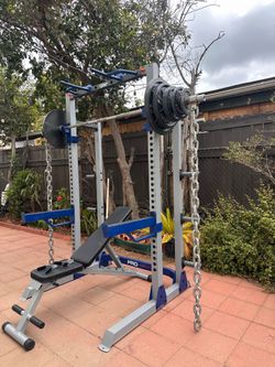 FITNESS GEAR OLYMPIC SQUAT RACK WITH OLYMPIC WEIGHTS AND BENCH