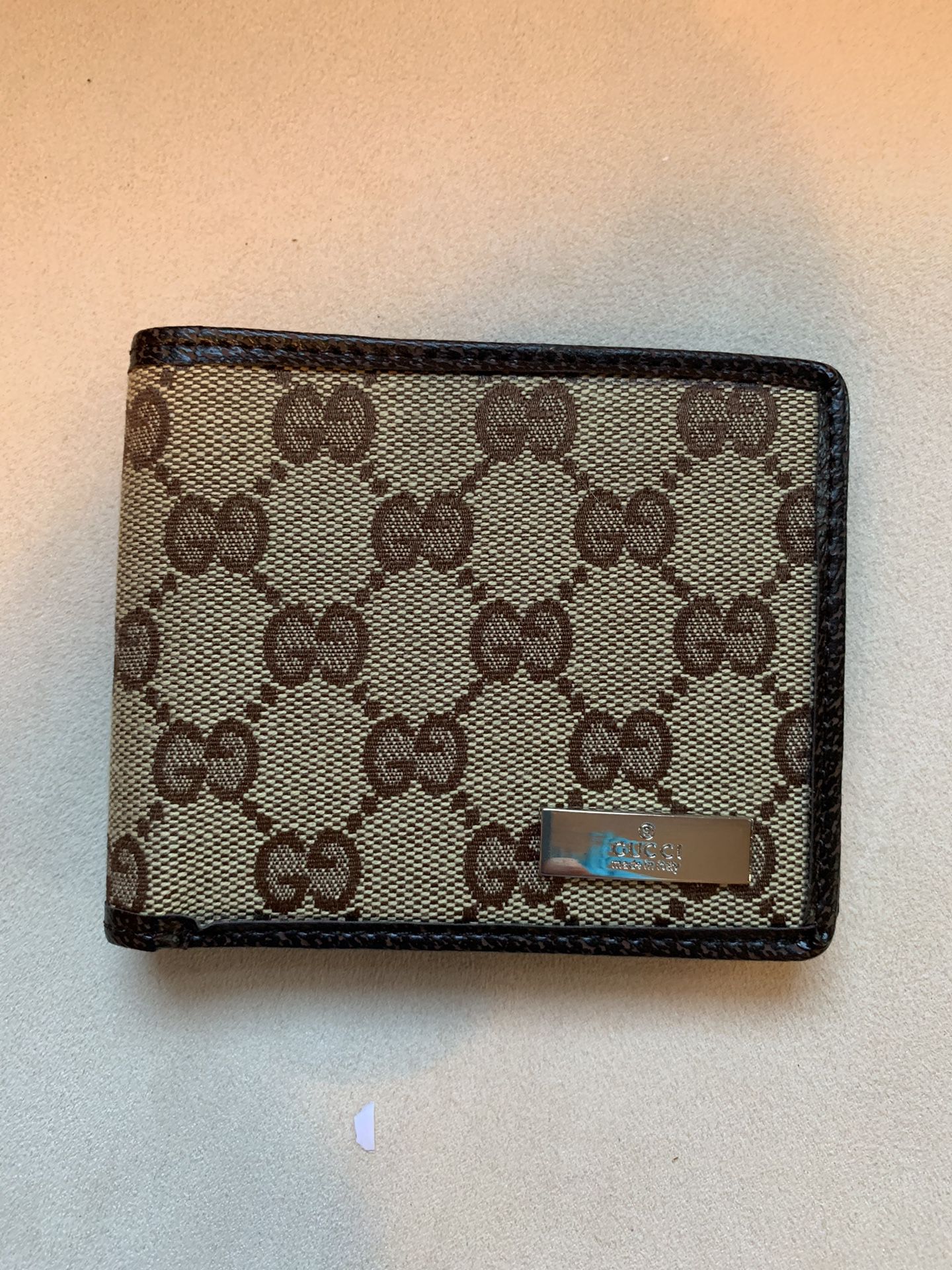 Brand new Gucci Wallet Brown