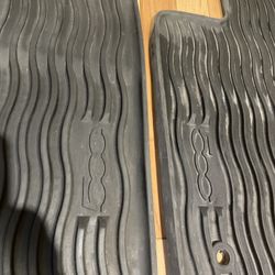 OEM Fiat 500 / 500e All-Weather Rubber Floor Mats – Front Set