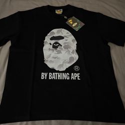 Bape, Black tee size M