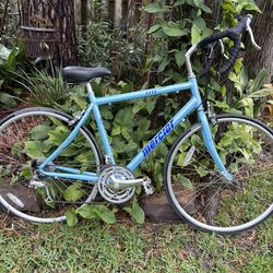 Mercier Elle Road Bike (Map 1st Plz)