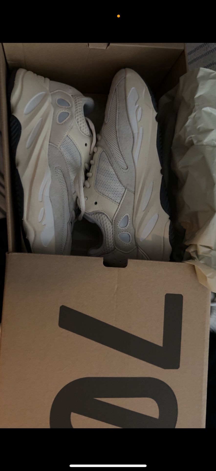 Yeezy 700 9 1/12