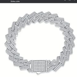 MOISSANITE CUBAN LINK  5.8CT  BRACELET 18K OVER 925 STERLING SILVER 8" .55 INCHES IN WIDTH  CERTIFICATE AND GRA REPORT INCLUDED 