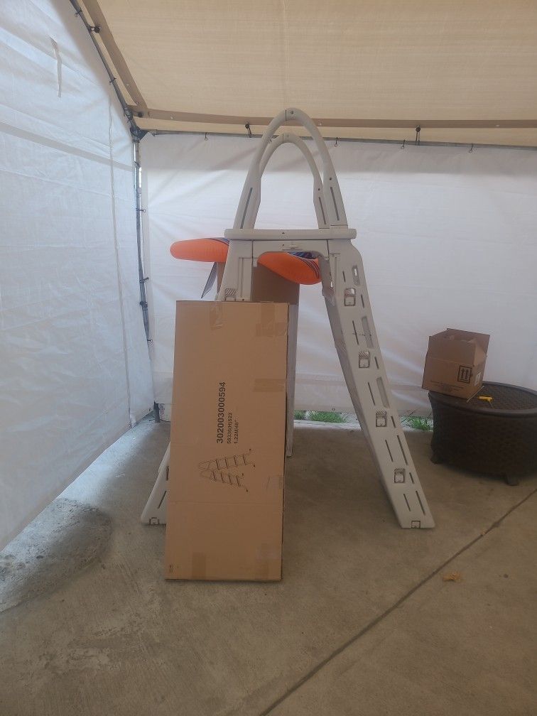 2 Ladders For Swimming Pool