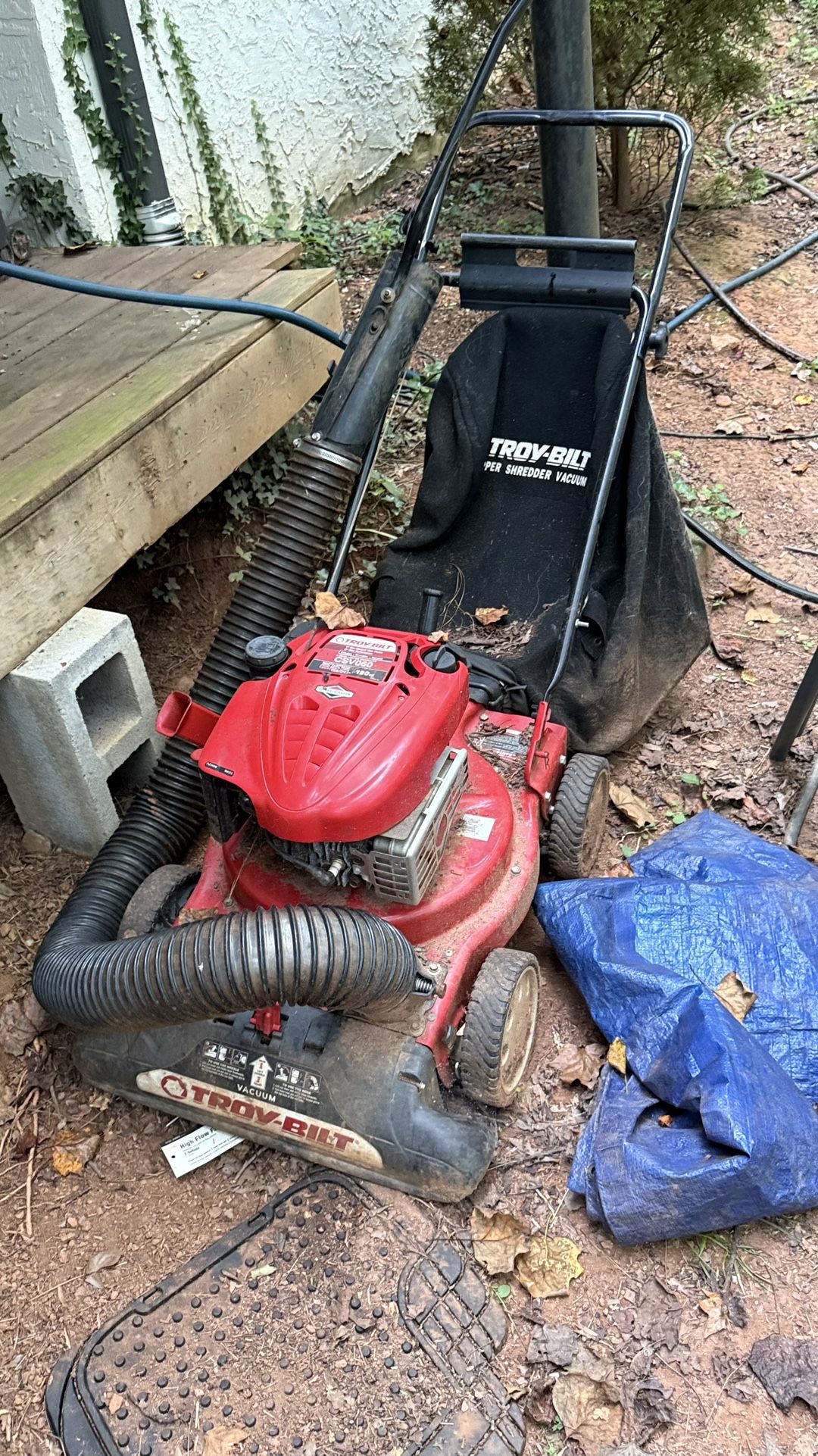 Leaf Vacuum Works As It Should