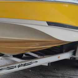 Monterey 265 Boat For Sale