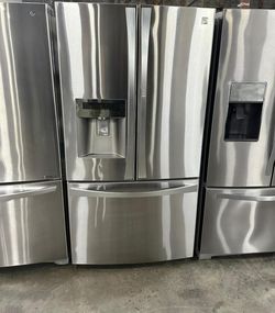 LG 3-Door French Door Refrigerator with Ice Maker