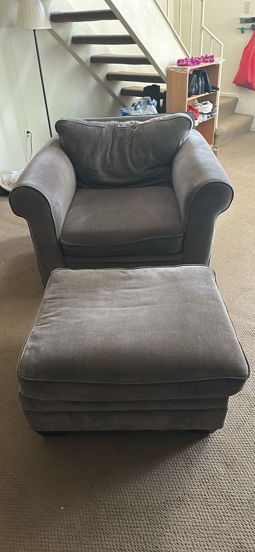 Couch chair with ottoman
