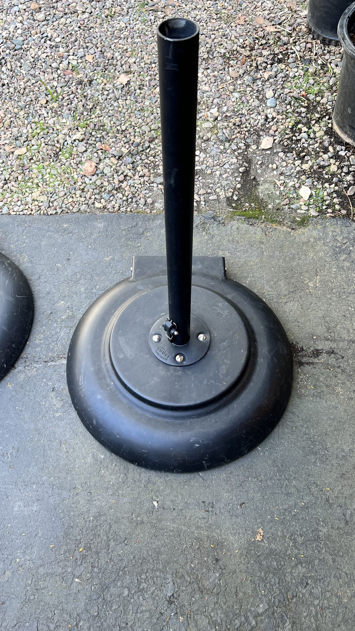TUUCI Aluma-Crete Round Mobile Umbrella Stand - Black Powder Coat - 24 in / 95 lb - Qty 2 Available
