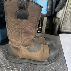 Redwings  Size 9 1/2 EE