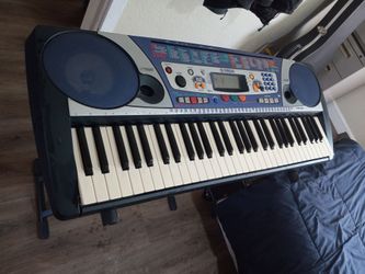 Yamaha 61 keyboard PSR-260