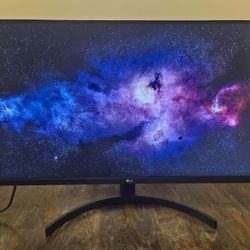 LG 32" QHD 1440P IPS HDR10 monitor With FreeSync