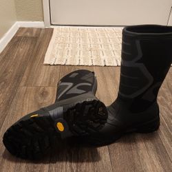 Muck Boots, Mens Size 8