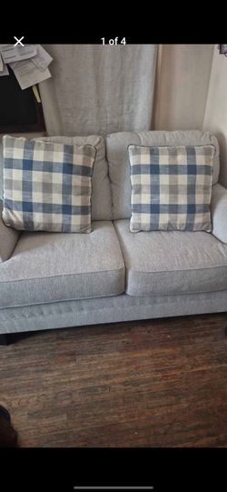 1 Piece of couch