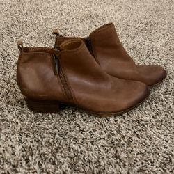 Women’s Lucky Brand Boots Leather Upper Size 7.5