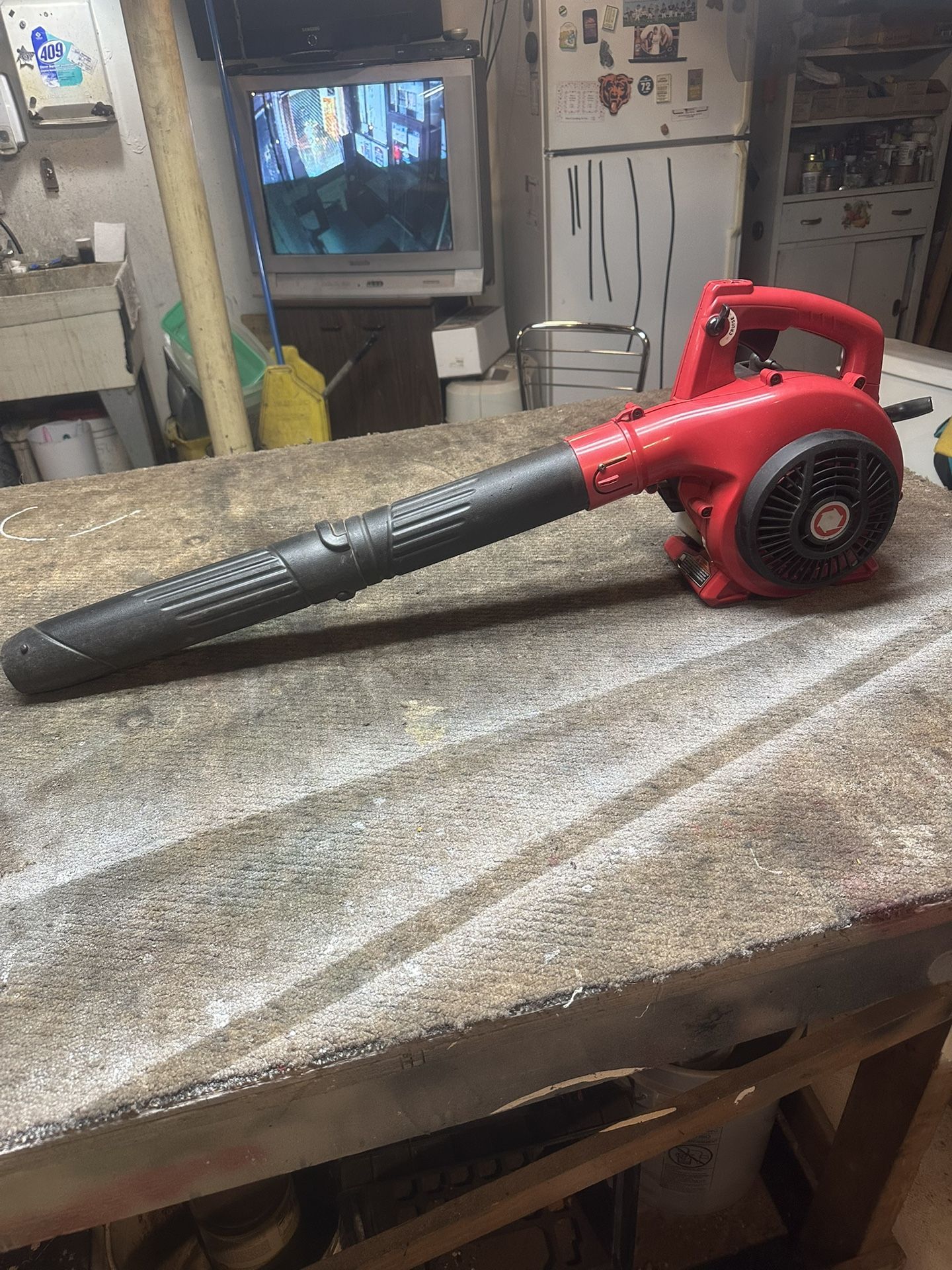 Troy-Bilt TB430 200 mph 430 CFM Gas Handheld Leaf Blower
