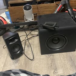 5in subwoofer with speaker works great never had a problem wth iti