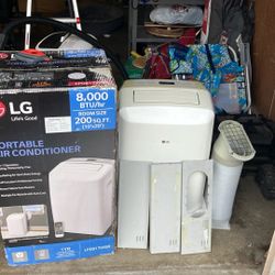 Portable LG 8000 BTU AC