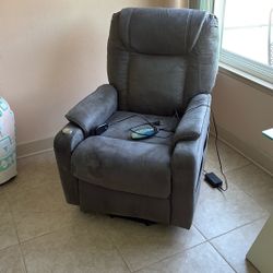 Recliner Lazy Boy Chair + Power Lift Assist + Massage & Heat  Comfortable 