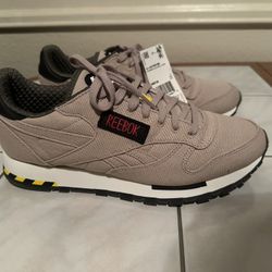 Ghostbusters Reebok Classic Leather shoes men’s size 9.5