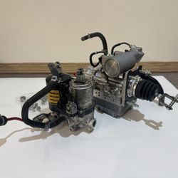 2010-2015 Toyota PRIUS Hybrid ABS Pump & Brake Booster SET Untested