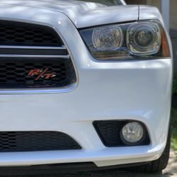 2012 Dodge Charger RT Headlight Assembly & Fog Lights