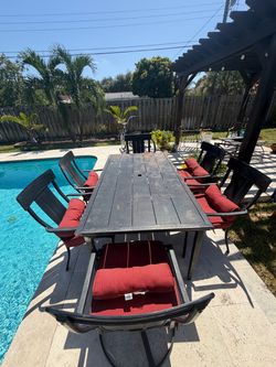 Patio table $60