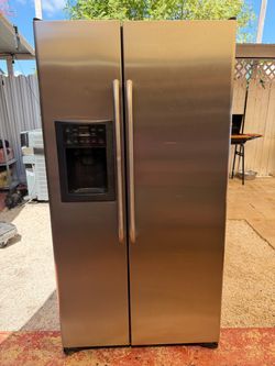 Nice Refrigerator for inside or the Garage