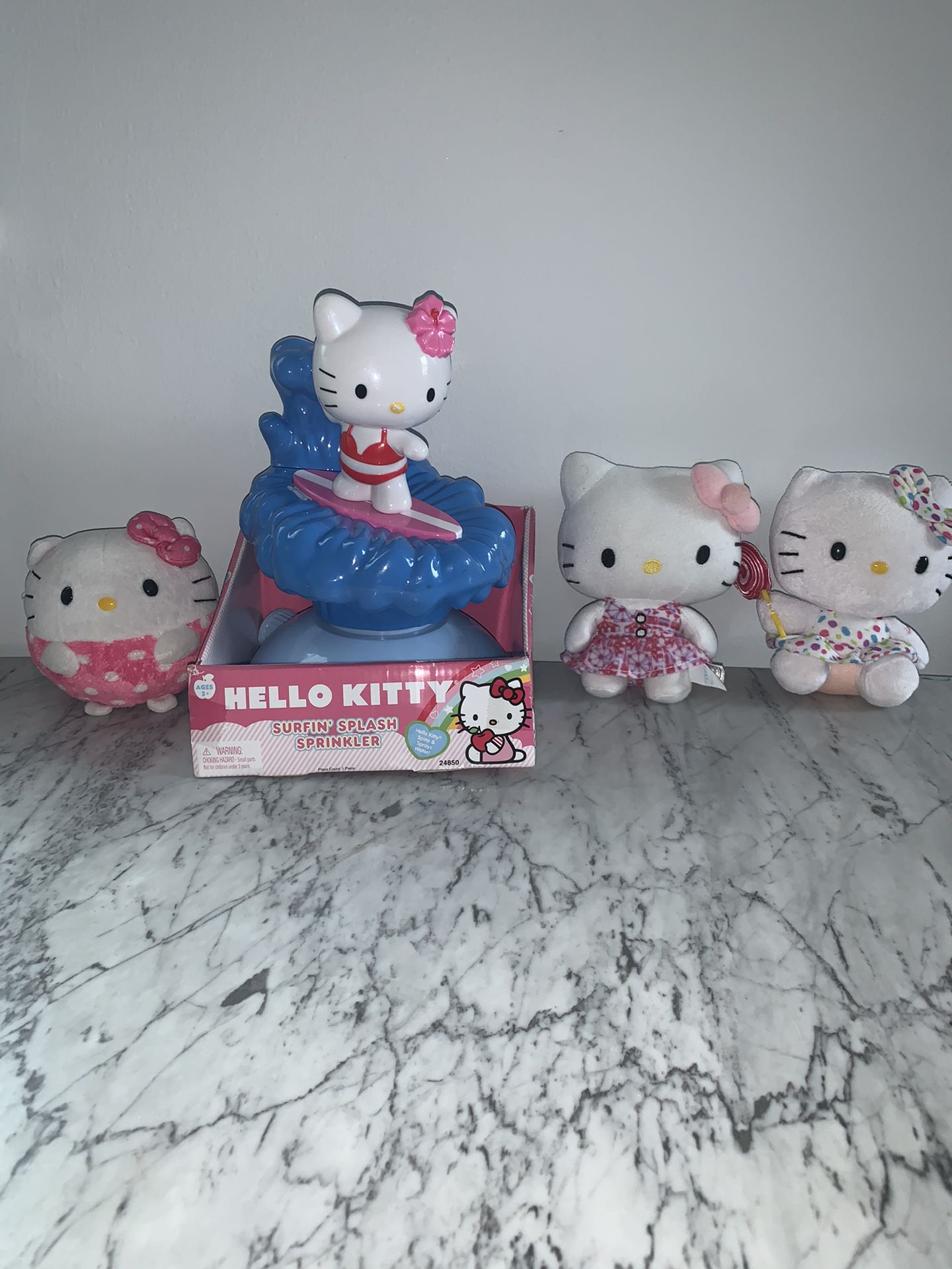 Hello Kitty Lot