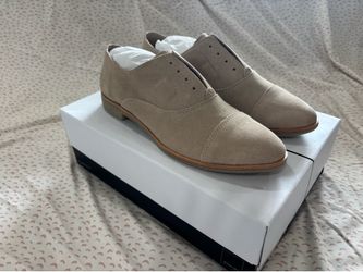 Size 7.5 NEW IN BOX Dolce Vita Oxford/Loafers