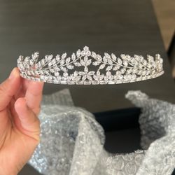 Tiara With Floral Crystals