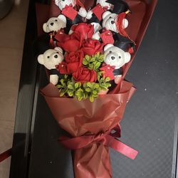 Graduation Teddy Bear Rose Bouquet, pick up in Temple 
