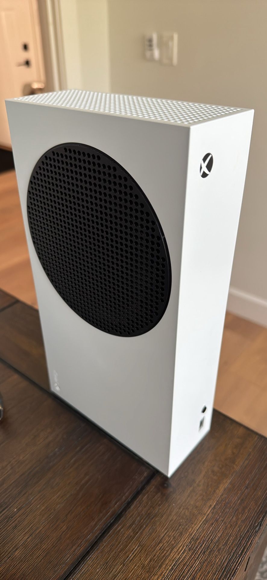 Xbox Series S with everything included | 1TB Storage from Seagate | Steel Series Arctis 7 Headset