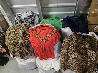 $45, Huge Bags Of Women's Clothing, 50pcs in a Bag, All Tops.