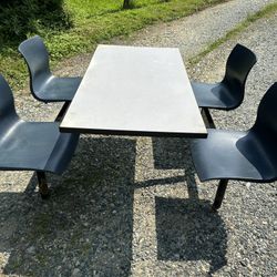 Table With Swivel Chairs