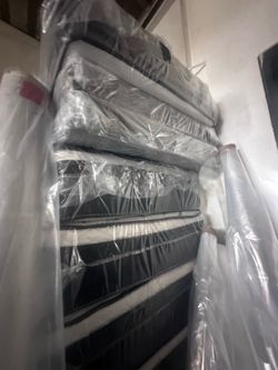 NEW OVER STOCK MATTRESS