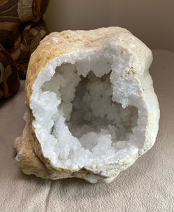 Geode - Quartz or Calcite Crystal