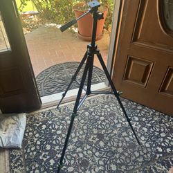 Professional Tri Pod
