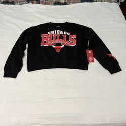Chicago Bulls NBA Women’s Crop Fleece Sweatshirt NWT Size L 
