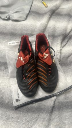 Men soccer cleats