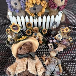 Boyd’s Bears Decor