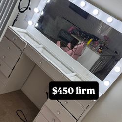 Huge Whit Vanity 
