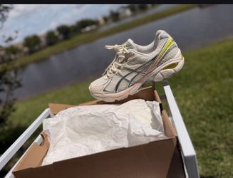ASICS