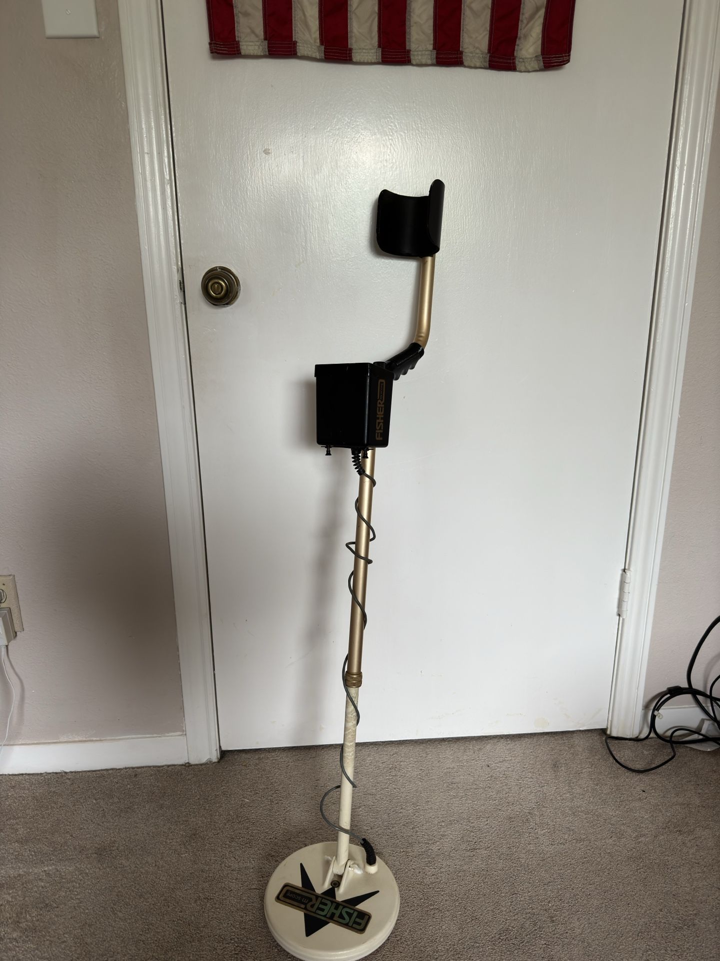 Metal Detector- Fisher M scope - 1212-X - Works Great