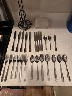 Stainless Steel Flatware Set