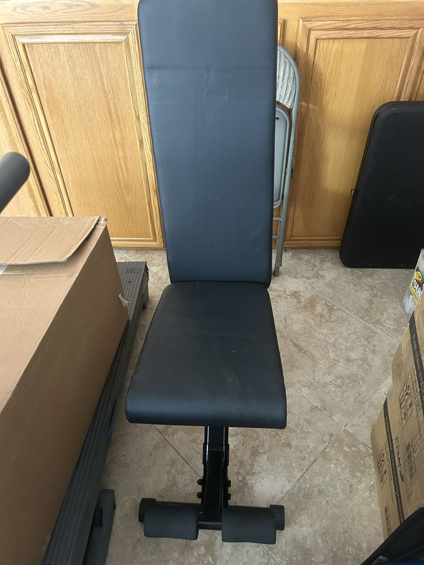 Weight bench