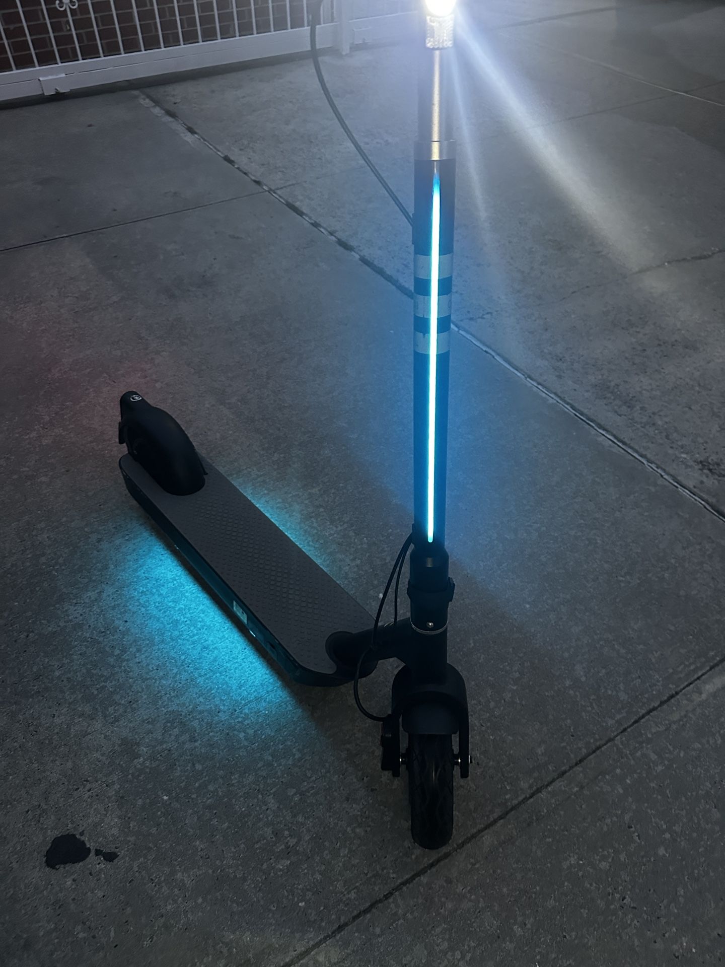 Okai Neon Pro Electric Scooter